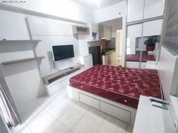 Apt. Bale Hinggil View Pool Full Furnish