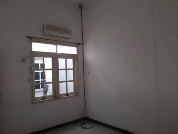 Rumah Disewakan Kupang Baru Surabaya KT