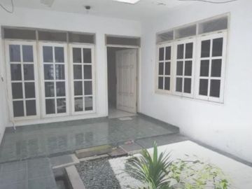 Rumah Disewakan Kupang Baru Surabaya KT