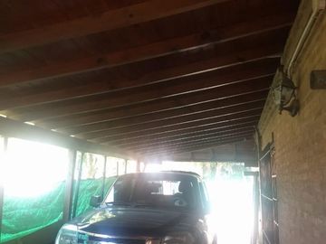 Excelente Propiedad de 4 Ambientes Zona el Triangulo Cochera doble cubierta