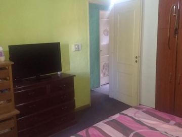 Excelente Propiedad de 4 Ambientes Zona el Triangulo Cochera doble cubierta