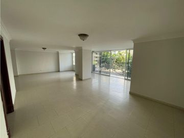 Se vende excelente apartamento en el PH Antonatos, Punta Paitilla
