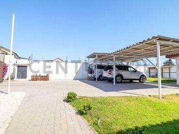Se vende casa en condominio cerrado en Peñuelas
