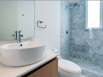 Apartamento con spa, cine, skybar, alberca, pista de jogging, gimnasio, huerto u