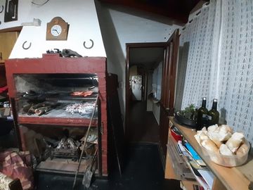 Casa de 4 amb + dpto 1 amb- termas de Huinco- MdP