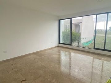 ESTRENA CASA EN