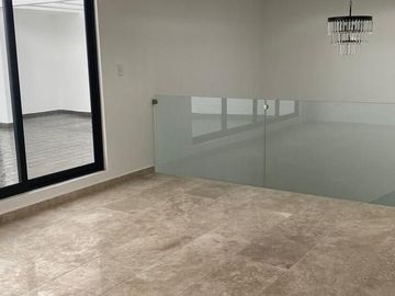 ESTRENA CASA EN