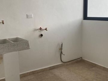ESTRENA CASA EN