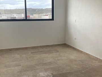 ESTRENA CASA EN