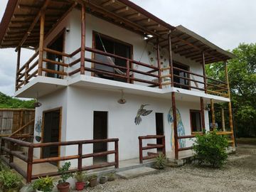 Se Vende Casa Cerca del Mar en Montañita