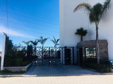 DEPARTAMENTO EN VENTA CERCA DE LA UDLA