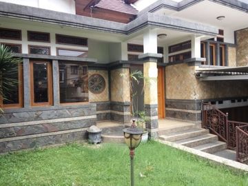 Rumah Pondok Hijau dekat Geger Kalong