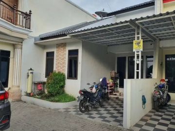 Rumah Dalam Cluster Karang Tengah Siap Huni