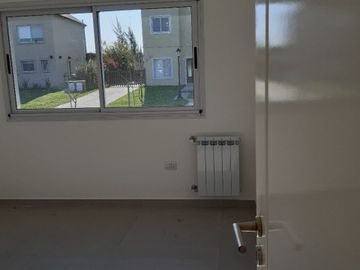 Casa en venta en Barrio Privado  Pilar del Este