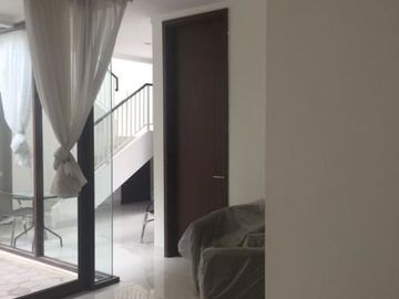 Rumah Cantik Di Discovery Sektor 9 - GB 1332