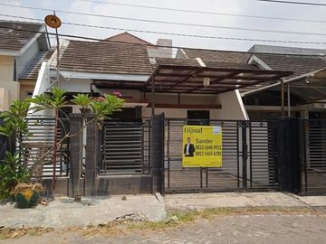 Dijual Rumah di Greenland Menganti