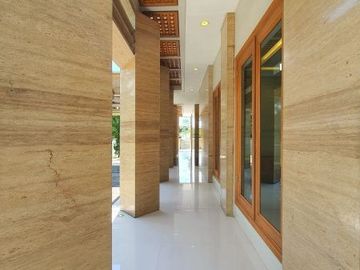DIJUAL RUMAH LUAS, MEWAH, VIEW GOLF at MEDITERANIA 1, SENTUL CITY