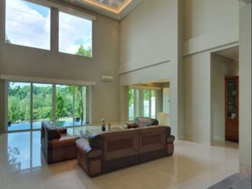 DIJUAL RUMAH LUAS, MEWAH, VIEW GOLF at MEDITERANIA 1, SENTUL CITY