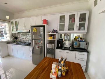 Rumah Fully Furnished desain keren di Permata Vania Bintaro, DM-8011
