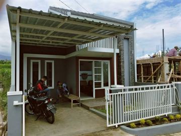 Rumah Dijual Harga MURAH Spek Mewah Pemandangan Berkelas di Barat Kota Malang