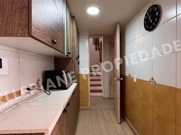Casa en venta de 4 dorm. en Las Condes