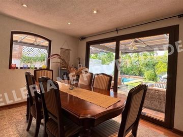 Casa en venta de 4 dorm. en Las Condes
