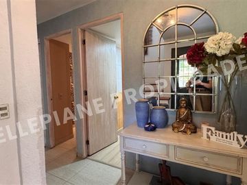 Casa en venta de 4 dorm. en Las Condes