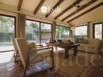 EN VENTA, Casa y Departamento en Lomas del Castillo