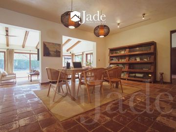 EN VENTA, Casa y Departamento en Lomas del Castillo
