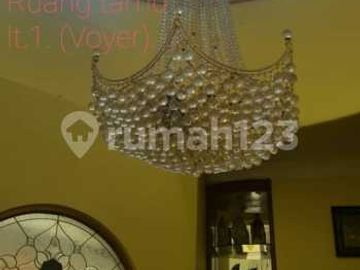 Dijual Rumah di Simprug Lippo Cikarang Jawa Barat