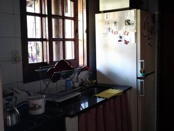 CHALET TODO EN PLANTA BAJA, 3 AMBIENTES + 1 DEPARTAMENTO DE 2 AMBIENTES EN VILLA SARMIENTO