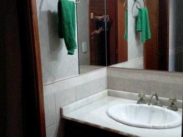 CHALET TODO EN PLANTA BAJA, 3 AMBIENTES + 1 DEPARTAMENTO DE 2 AMBIENTES EN VILLA SARMIENTO