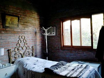 CHALET TODO EN PLANTA BAJA, 3 AMBIENTES + 1 DEPARTAMENTO DE 2 AMBIENTES EN VILLA SARMIENTO