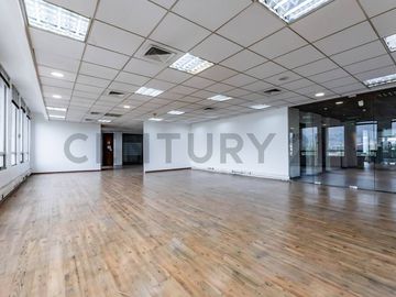 VENTA DE OFICINA, 5 PRIVADOS, CUIDAD EMPRESARIAL.