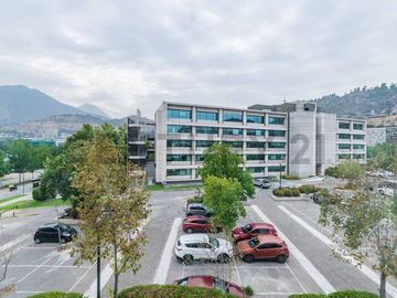 VENTA DE OFICINA, 5 PRIVADOS, CUIDAD EMPRESARIAL.