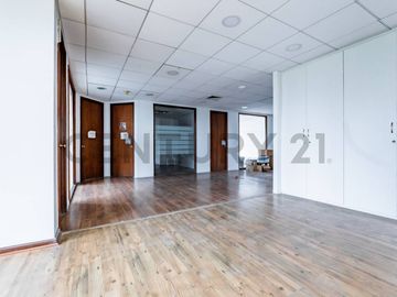 VENTA DE OFICINA, 5 PRIVADOS, CUIDAD EMPRESARIAL.