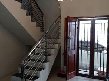 Rumah Bagus di Lumbungsari Supriyadi Kalicari Pedurungan Semarang