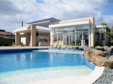 CONDOMINIUM FOR SALE IN PASIG KASARA URBAN RESORT RESIDENCES Available Unit: Studio, 1 Bedroom & 2 Bedroom