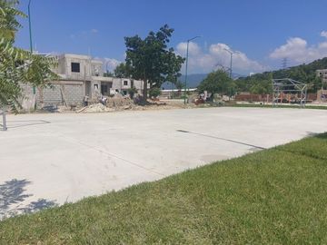 CASAS PRIMAVERA EN FRACC. YAAXCHE