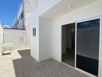 CASAS PRIMAVERA EN FRACC. YAAXCHE