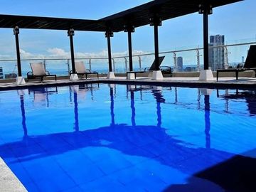 Fully Furnished 2 Bedroom Condo in Cebu Business Park