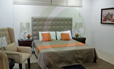Fully Furnished 2 Bedroom Condo in Cebu Business Park