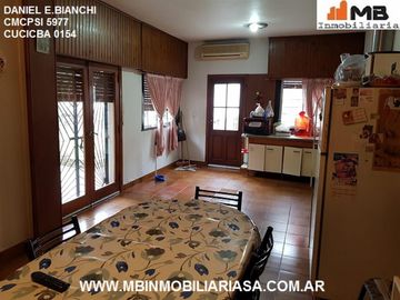 VENTA CASA EN MORENO 4 AMBIENTES CON COCHERA. DARDO ROCHA 2300 MORENO.