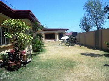 Spacious House and Lot for Sale in Angeles City Near SM Clar