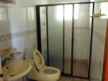Spacious House and Lot for Sale in Angeles City Near SM Clar
