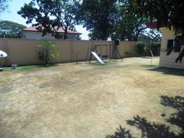 Spacious House and Lot for Sale in Angeles City Near SM Clar