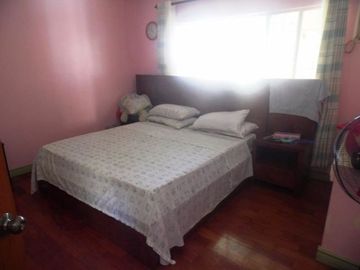 Spacious House and Lot for Sale in Angeles City Near SM Clar