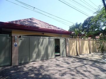 Spacious House and Lot for Sale in Angeles City Near SM Clar