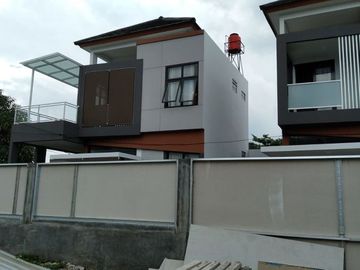 SISA 1 UNIT, RUMAH CLUSTER AREA ARCAMANIK BANDUNG