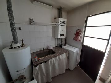 URGENTE POR TRASLADO, RETASADA, VENTA Casa IMPECABLE 3dorm - 2 baños -B° Pedro Pico